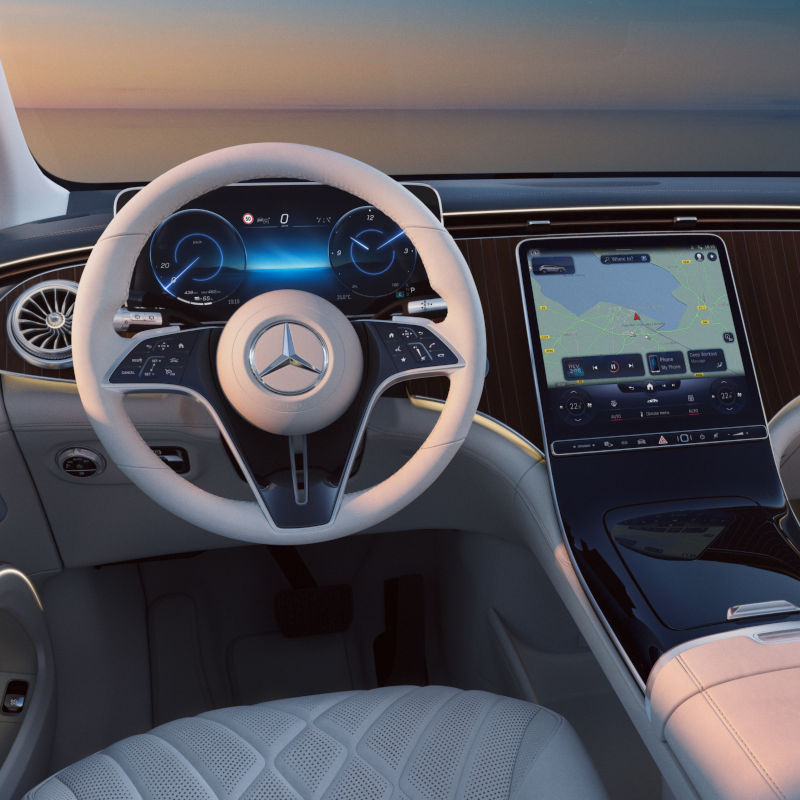 Mercedes EQS SUV Infotainment Ansicht vorne bei Auto-Scholz-AVS